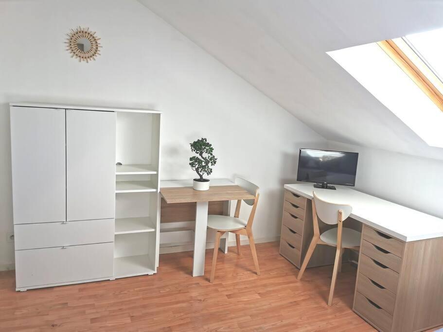 Studio Cosy Au Coeur De Reims Eksteriør bilde